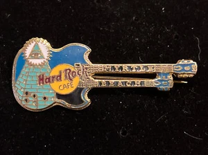 Pirámide de guitarra de doble cuello Hard Rock Cafe Pin Myrtle Beach - Imagen 1 de 2