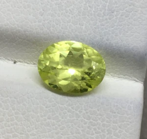 Wonderful (Unheated) natural chrysoberyl oval cut beautiful gemstone 2.05 carat - Picture 1 of 10