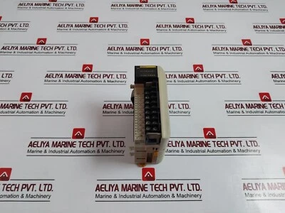 OMRON CQM1-OD212 Output Unit 16 Points 5-24VDC DC24V 0.3A 50mA - Image 1 of 4