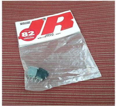 Vintage RC JR PROPO Radio AM Crystal Set JRPXA82 Channel 82 75.830mhz Old Stock  - Image 1 of 2
