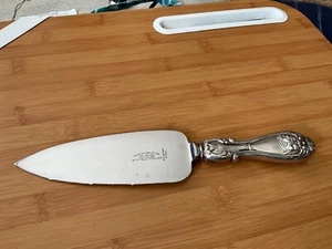 Sterling Silver Handle Cake Pie Knife Server w/ Stainless Serrated Blade Hunt - Picture 1 of 3