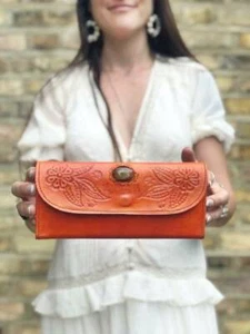 TOOLED LEATHER WALLET Stone Coin Purse Western Boho Vintage Hippie burnt orange - Picture 1 of 11