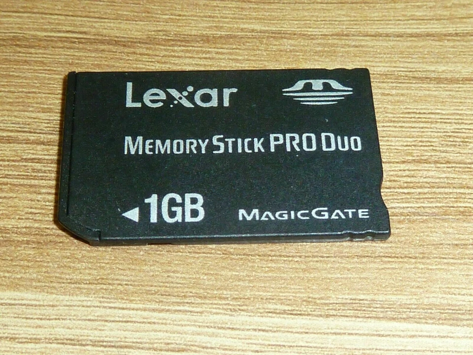 Lexar Memory Stick Pro Duo Sony 1GB - Image 1 of 1