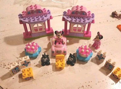 2 Minnie’s Birthday Party Duplo SETS 10873 (1st)complete (2nd) Missing 2 Pieces - Image 1 of 4