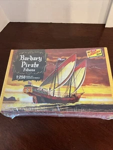 Lindberg Barbary Pirate Felucca 1/250 Scale Model Ship Kit New - Picture 1 of 3