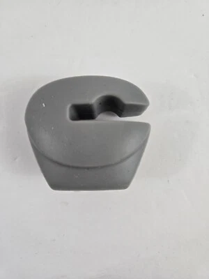 Pampered Chef Utensil Clip 100675 Kitchen Tool Silicone Handle Protector Gray - Image 1 of 4