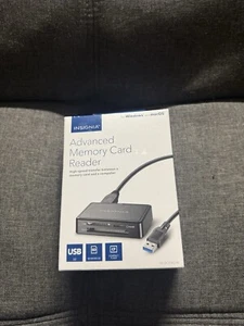 Insignia NS-DCR30D3K Black Portable USB 3.0 Advanced Memory Card Reader - Picture 1 of 2