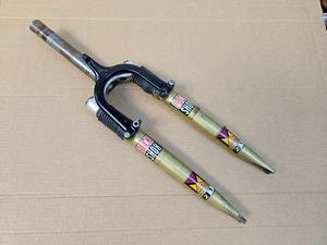 Vintage 26" Rock Shox Magnesium Suspension Fork 1-1/8" Threadless *needs rebuild - Picture 1 of 10