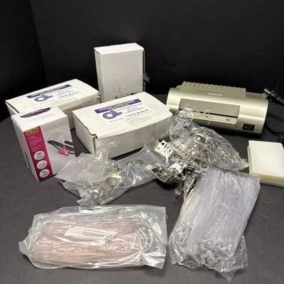 Máquina de laminação Easy IDea Minilam 450 com muitos acessórios de cartão de identificação crachá! - Imagem 1 de 4