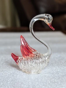 Animales de vidrio soplado a mano arte vintage - cisne con alas rosa-púrpura - Imagen 1 de 8