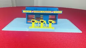 VINTAGE CORGI JUNIORS HUSKY MODELS DIE CAST SALES SERVICE STATION - UK - Picture 1 of 10
