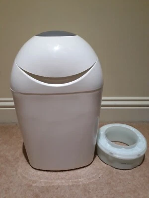 Tommee Tippee Sangenic Hygiene Plus bañera + 1 casete Sangenic original nuevo Foto 1 de 4