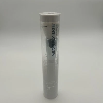 New IT Cosmetics Heavenly Skin CC+ Skin Perfecting Brush No.702 NIB SEALED - Image 1 of 3