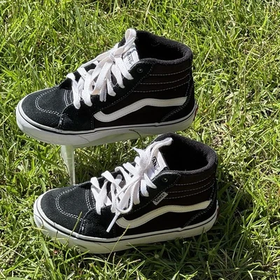 Vans Niños Pequeños Blanco y Negro Zapatos de caña alta talla 1Y Foto 1 de 4