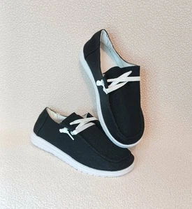 Neue schwarze Stoff-Slipper Damengröße US 7,5 weiße Sohlen & Schnürsenkel Freizeit - Bild 1 von 17