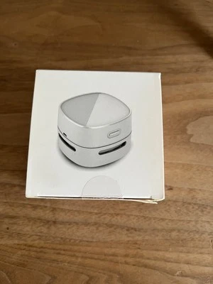 New NIB Desktop Vacuum Cleaner - white New-in-a-box - Image 1 of 4