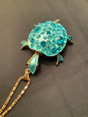 Enorme colgante tortuga de cristal azul Betsey Johnson  Foto 1 de 4