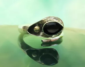 Anello Astratto Fiore Con Onice Nero Perla Dorata Argento 925 Gr 19,1 - Foto 1 di 10