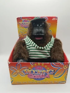 Gorila mecedor de colección baila, canta, mueve la boca nuevo en caja rayas verdes juguete nuevo en stock  - Imagen 1 de 7