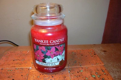 yankee candle 22oz JAR POINSETTIA - Image 1 of 4