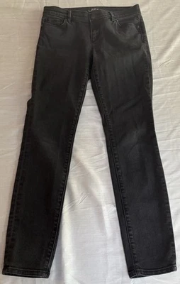 Pantalones de mezclilla Ann Taylor Loft para mujer talla 4 P (29 x 28) negros modernos ajustados excelentes Foto 1 de 4
