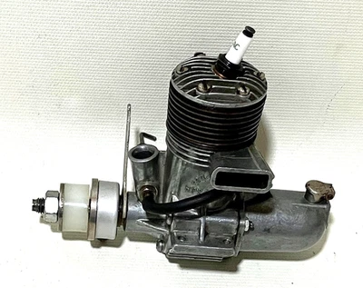 New 1946 Torpedo "Special" .298 Spark Ignition Model Airplane Engine - Image 1 of 2
