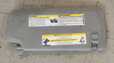 Chevrolet Trax 2017-2020 conductor parasol izquierdo sin iluminación OEM 42676628 Foto 1 de 3