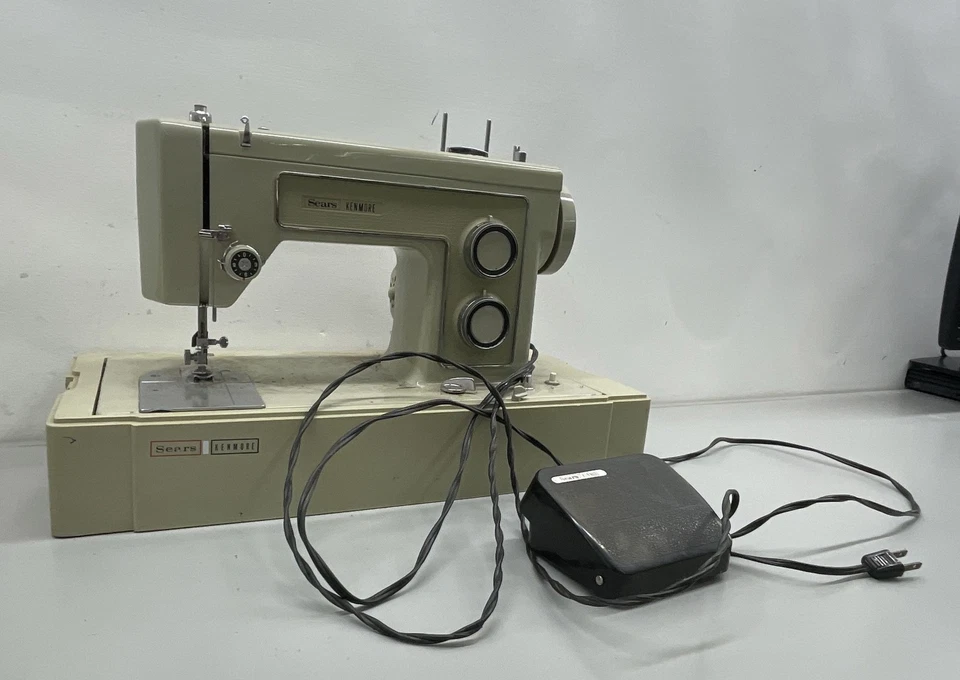 Sears Kenmore 1030 Sewing Machine Beige Heavy Duty Metal Vintage 1970s - Image 1 of 4