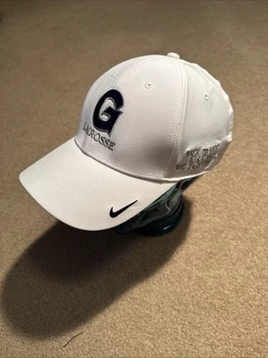 Gorra Georgetown Hoyas Lacrosse Nike Back To Back 2018 2019 Big East Champs Foto 1 de 4
