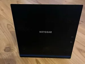 Netgear R6300 V2 DD-WRT V3.0 - Router Wifi AC1750 - 4 x Gigabit ports - Picture 1 of 3