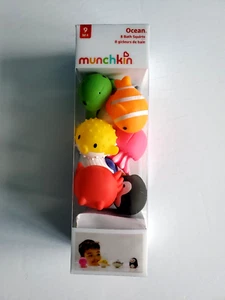 Bath Toys/ Munchkin Ocean 8 Bath Squirts And Floats: 2020 9Months+ And Colorful - Picture 1 of 7