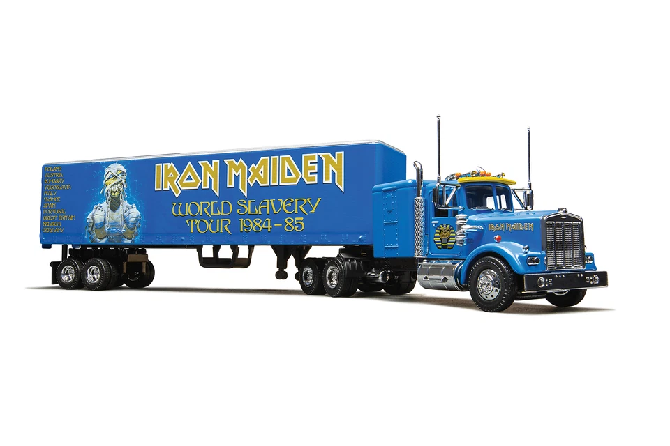 Corgi CC55704 Heavy Metal Trucks Iron Maiden Powerslave - Image 1 of 1