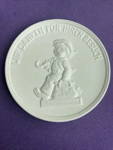 Goebel Hummel 1975 Thank You for Coming Birthplace of Hummel Figurines Plaque - Picture 1 of 4