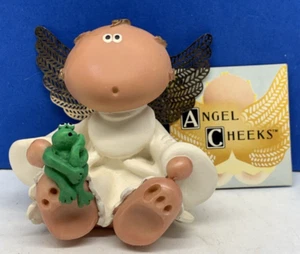 2001 RUSS Kirk's Kritters Angel Cheeks - Angel with Frog - w/Original Hang Tag - Picture 1 of 6