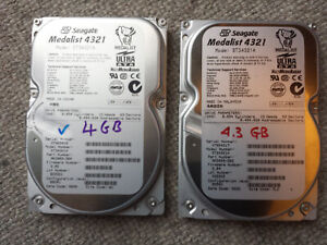 Seagate Medalist 4321 (ST34321A) - Pair of drives, for parts only
