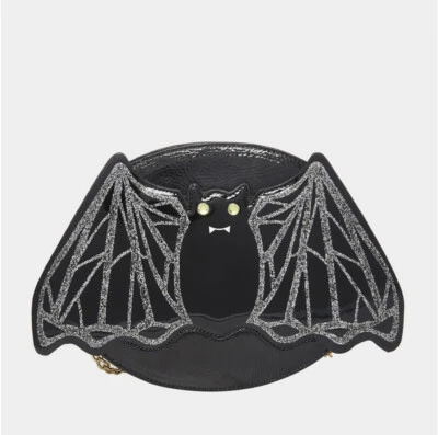 Bandolera Betsey Johnson Halloween "BAT" Black Kitch charol nueva con etiquetas Foto 1 de 4