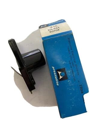 PRESTOLITE DISTRIBUTOR ROTOR  4-1C, XA-921 Made In USA - Image 1 of 4