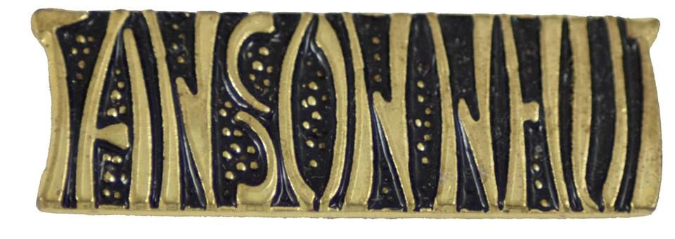 Tan Son Nhut Pin - Image 1 of 1