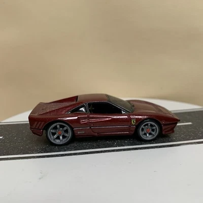 Hot Wheels Racer Series Ferrari 288 GTO rojo oscuro con radios de máquinas de velocidad CoMo en muy buena condición Foto 1 de 4