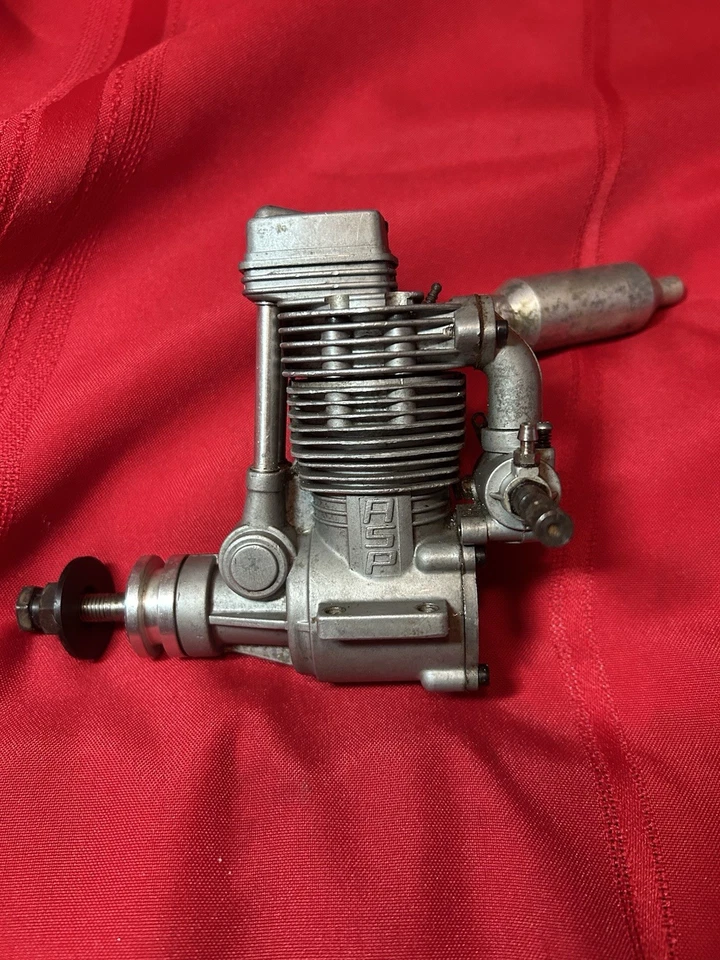 ASP .80 FOUR STROKE MODEL AIRPLANE R/C ENGINE - Image 1 of 3