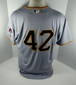 Camiseta deportiva gris 2017 de los Pittsburgh Pirates Jung Ho Kang #42 emitida por el juego JRD 744 - Imagen 1 de 6