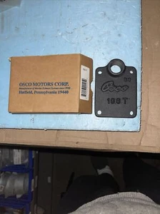 OSCO MANIFOLD FRONT END PLATE FOR CHRYSLER;P/N 106-T. - Picture 1 of 6
