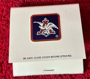Nuevo Anheuser Busch Beer 30 Strike Matchbook de colección - Imagen 1 de 3