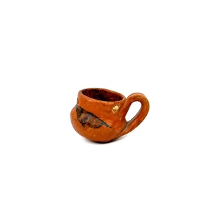 Taza de cerámica roja hecha a mano miniatura vintage/antigua con mango Perú - Imagen 1 de 15