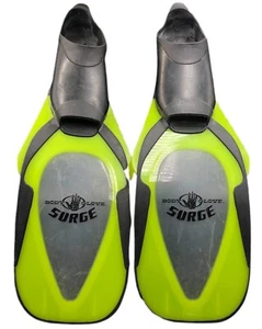 Body Glove Surge Snorkeling Scuba Fins Made in Italy Lime Green Sz 8-9 42-43 - Picture 1 of 6
