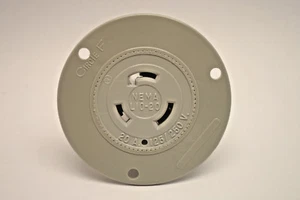 Circle F L1020-FO NEMA L1020 Locking Flanged Outlet 20Amp-125/250V 3-Pole 3-Wire - Bild 1 von 6