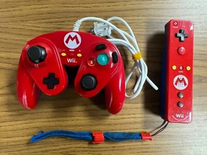 Télécommande Nintendo Wii Motion Plus Mario Edition (RVL-036) & Fight Pad ! - Photo 1/18