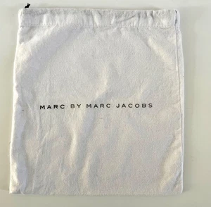 Bolsa de almacenamiento de polvo MARC by MARC JACOBS - Cordón de franela blanca - 13" x 12" - Imagen 1 de 3