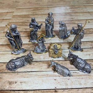 Kathedrale Kunst Zinn & 24k Gold Krippe Sammlerstück Set von Doug Corsini - Bild 1 von 19