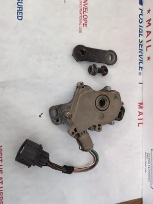 99-04 Land Rover Discovery 2 Neutral Safety Switch Transmission Position XYZ OEM - Image 1 of 4